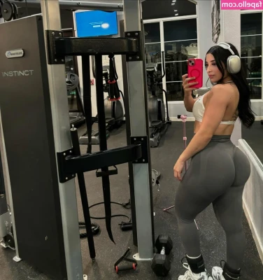 Karen Cantu - twerk in this