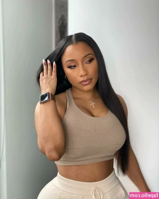 Jazzmine Jackson [ jazzmine-jackson ] - Happy Thursday    Want a discount on one of my bundles of naughty