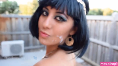 LiveCleo - Tip me 15  to watch me play with my fluids   Got so excited I wetted