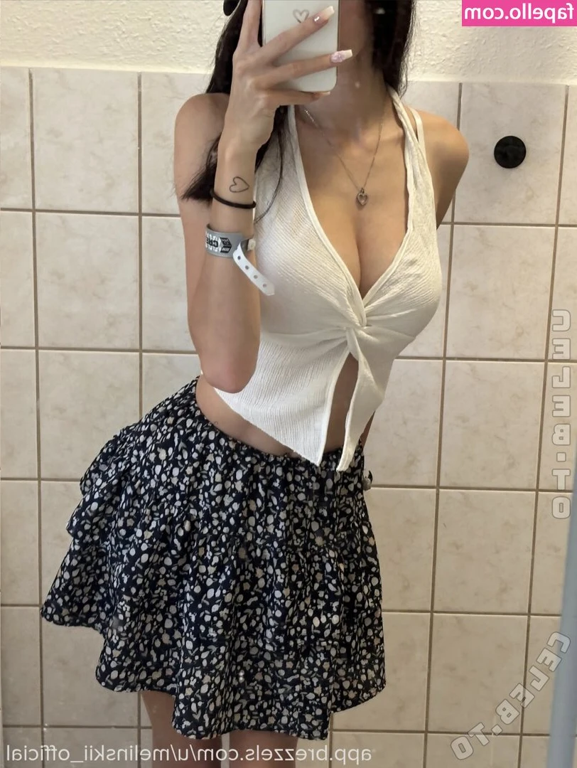 Melinskii_offical [ melinskii-offical-1 ] - Learning how to use this  Pics vids of me trying coming soon
