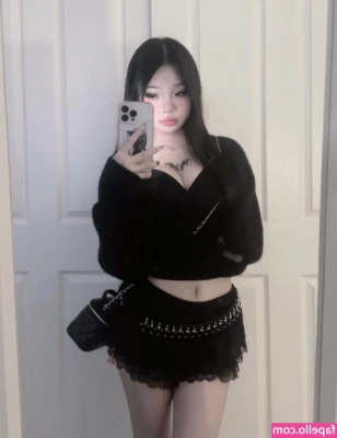 Okaymichi - happy hump day