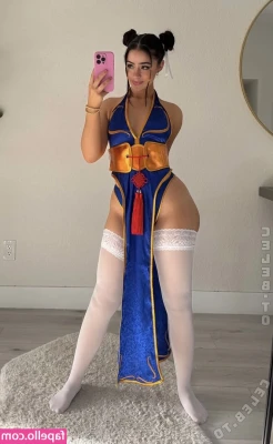 Zoeyiso [ zoeyiso-3 ] - Where are you focused at? 🙈💋