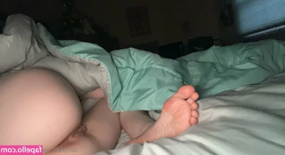 dallasgracee - This was what happened on my last live  Pantyhose  feet  pussy play 