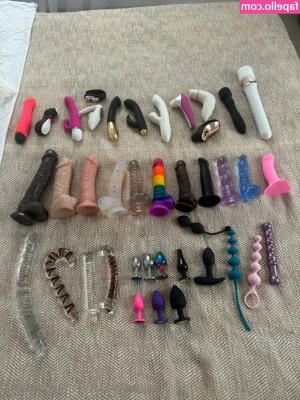 littlecaprice [ littlecaprice-1 ] - Titty Tuesday s update is 13 pics from my cocksucking encouragement