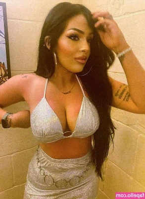 Allyson - Looks like lingerie won the poll! I’ll be posting a lot more