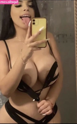 Britt_rayo [ britt-rayo ] - cutiesssss i am posting today… expect full body photos in a few