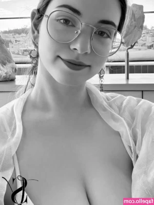 Venus Sarah [ venus-sarah ] - I am enticed by all the games where you will control me and tell me