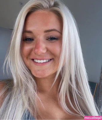 Lexi Holmstrom [ lexi-holmstrom ] - I should be being productive  but