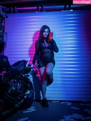 Anyamelia_george [ anyamelia-george ] - Could I get a massage please