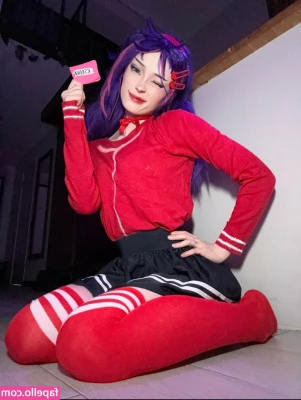 Ksenkanesesh - On a scale of 1-10 how eager are you to have ripped these off me and