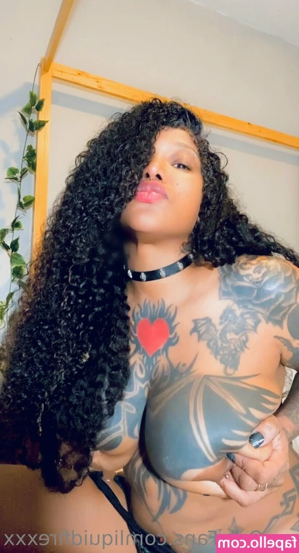 Liquidfirexxx - My tits are so fucking cute