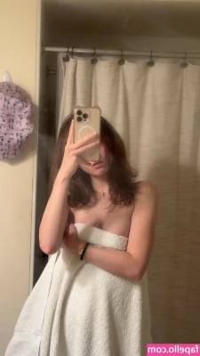 Willow.j.c [ willow-j-c-48 ] - I can’t sleep, who is awake??