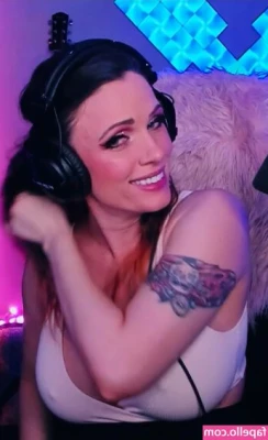 scxrlet64 - Happy Saturday y’all, who wants to have some fun this