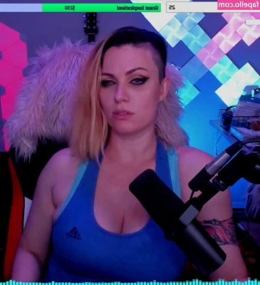 scxrlet64 - Good morning my favourite babes  Doing a photoshoot today with