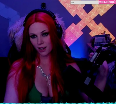 scxrlet64 - Lunch break vibrator quickie. 2 mins is all I needed to get myself