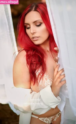 Janina feuerkopf [ janina-feuerkopf ] - Who will clean me up