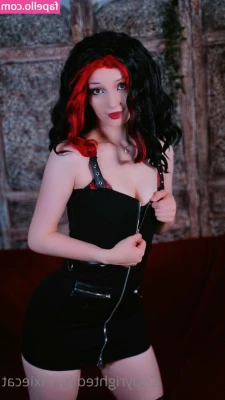 Bellajynx - I m gonna wake up And cum for you guys c  what should I do  Cum while