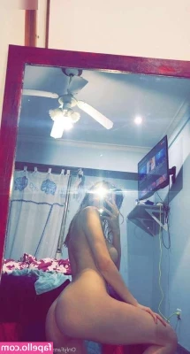Emilyzoe2030 - I would smother Your face with all this ass  Happy Wednesday
