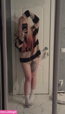 frauleinmilk - swipe to bend me over 😈 ps 2 days till my birthday! 🎉