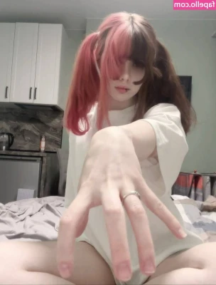 frauleinmilk - Greedy brats are so hot aren’t they 😌 part 1