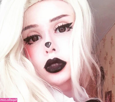 frauleinmilk - Today My OnlyFans numbers look a little bit off.  It’s weird so…