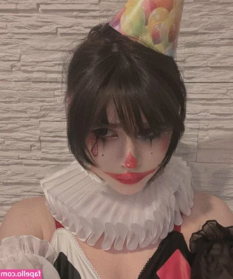 frauleinmilk - your little girl fucks herself with toys 🐾💗🐾  full video in