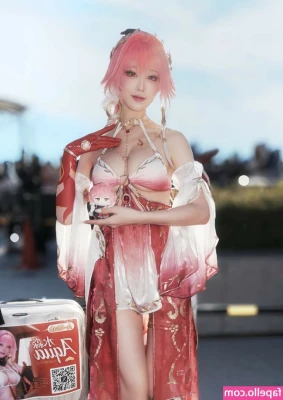 shuimiaoaqua - When hot marries goofy 😛