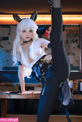 shuimiaoaqua - DM me and let's have an exciting Monday 👅