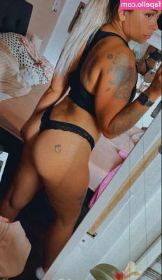 Mandygriffen - My nipple vibrators are small  but they re powerful  I was just going