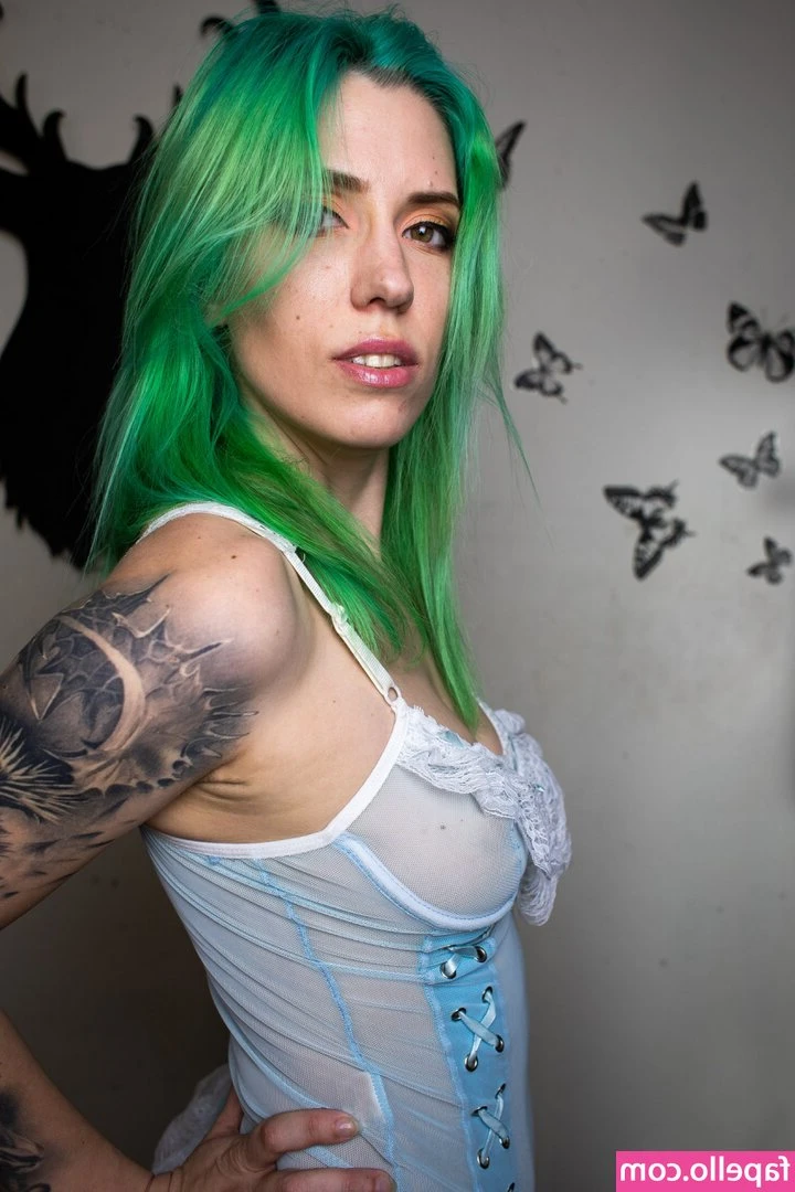 thesexiestwitch - Silver nails and belt