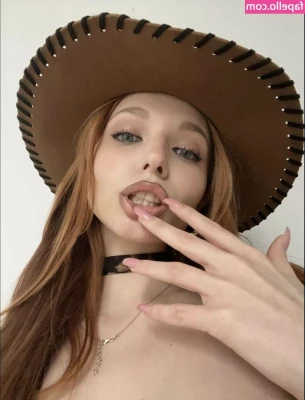 anastezi.k [ anastezi-k ] - Shiny spandex against my skin makes me feel super horny  Thats why I