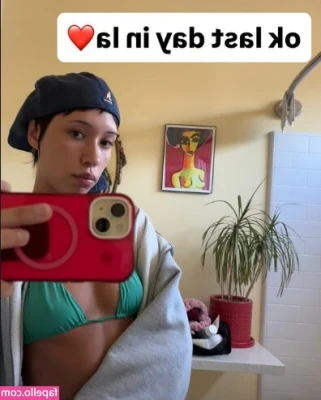 Aila Wildman [ aila-wildman ] - suck my nipples babe🤤