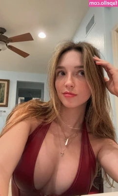 Colette Sexton [ colette-sexton ] - Time for bed lovies   Check your DM S before you go to bed part 1