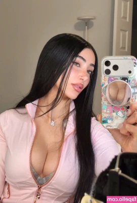 Rose Zara [ rose-zara-55 ] - Like this post if you would like to touch me there 😘💖