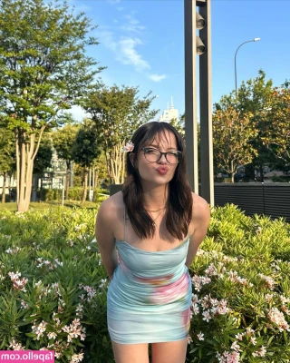 Feride Özdinç [ feride-ozdinc ] - OMG this deep throat custom was so fun 🥰 I let him cum all over my