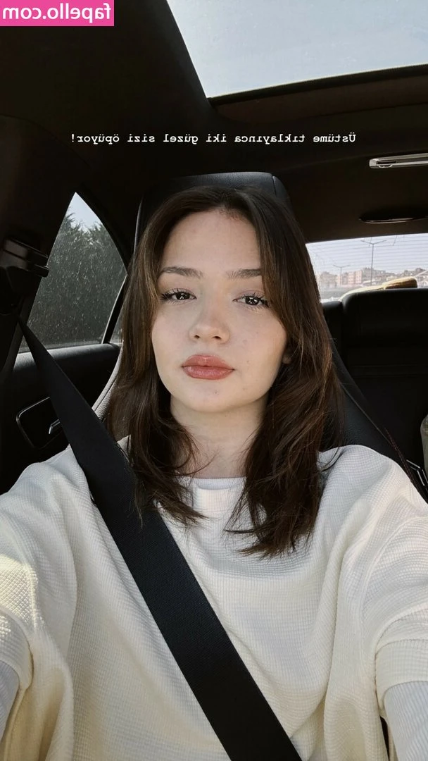 Feride Özdinç [ feride-ozdinc ] - i hope  this  will  still  brighten  your  all  hallows  eve  and 