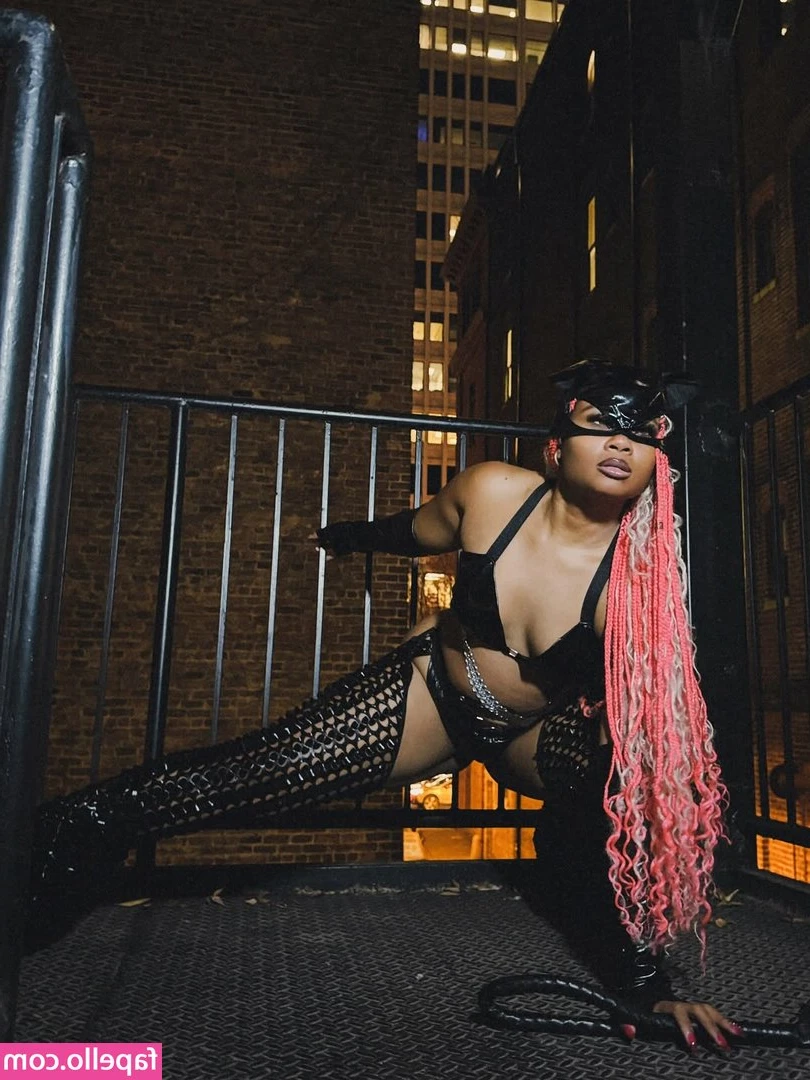 Tallyzdream - Little bouncy bounce 🍑