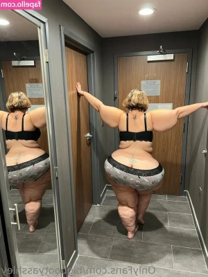 bigbootyasshley - preview clip 🥰️ Full thing will be uploaded