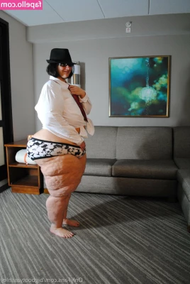 bigbootyasshley - www onlyfans com murielcarioca02 My Brazilian transsexual friend is