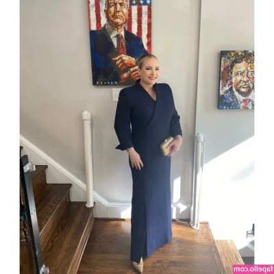 Meghan McCain [ meghan-mccain ] - Who doesn t love a good rub down