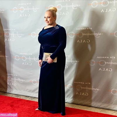 Meghan McCain [ meghan-mccain ] - Swallowing gummy straws 😋