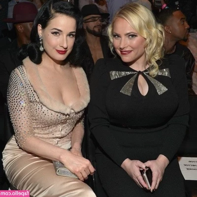 Meghan McCain [ meghan-mccain ] - Reason number 46 why You shouldn't sleep in the bed of a giantess: 