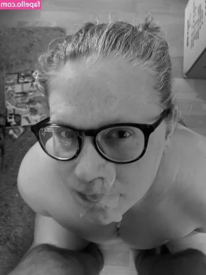 CurvyLeo93 - Whats your thought Thursday