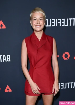 Brie Larson [ brie-larson-1 ] - Am I teasing you too much? 😏😈