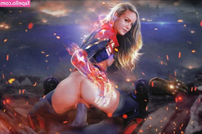 Brie Larson [ brie-larson-1 ] - Pretty babe   Small waist   Gorgeous face   Having her way   I let