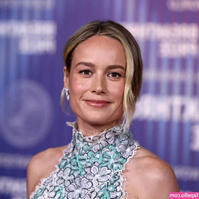 Brie Larson [ brie-larson-1 ] - Today I learned to make gif for you    Well  it s not perfect yet 