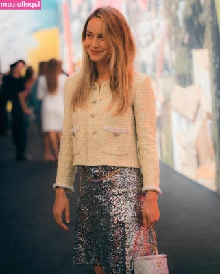 Brie Larson [ brie-larson-1 ] - I made a mess in my chair