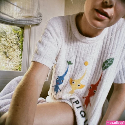Brie Larson [ brie-larson-1 ] - want me to be your virtual girlfriend?🔥😈❤️
