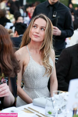 Brie Larson [ brie-larson-1 ] - I m looking for a seat