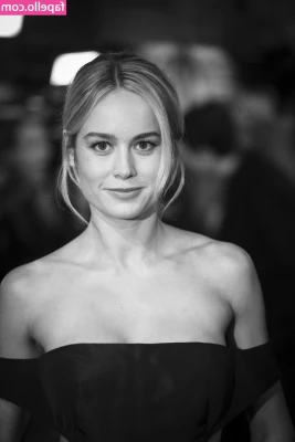 Brie Larson [ brie-larson-1 ] - Just going to say this once and only once: don’t fcking subscribe